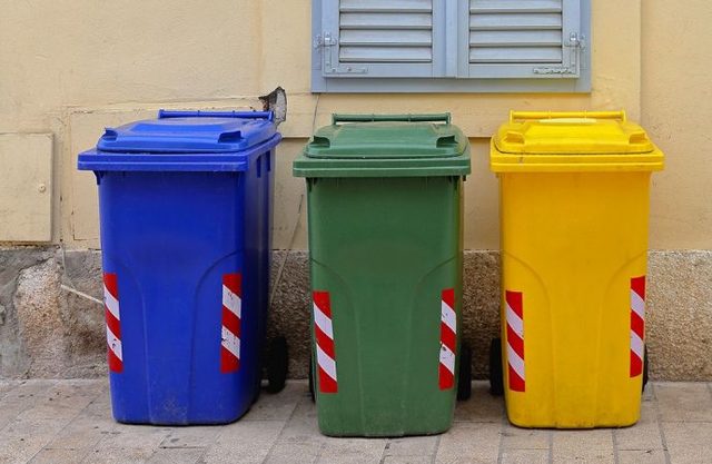 Proroga modifica temporanea agli orari di esposizione dei rifiuti su suolo pubblico